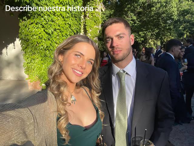 <em><strong>Samantha Martinez.</strong></em><em> Compradora de Instagram</em>